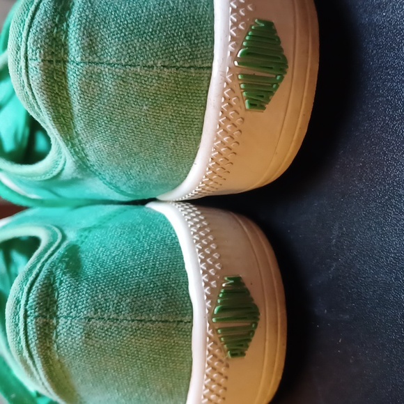 Green Paladium Sneakers - Picture 2 of 6